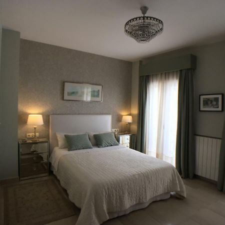 Guest House Europa 12 Sevilla Eksteriør billede
